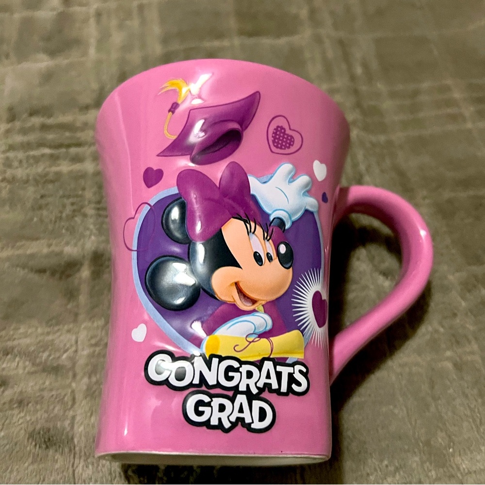 DISNEY MINNIE MOUSE GRAD COFFEE CUP BY KCARE